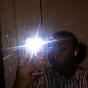 Meet your Posher, Nia